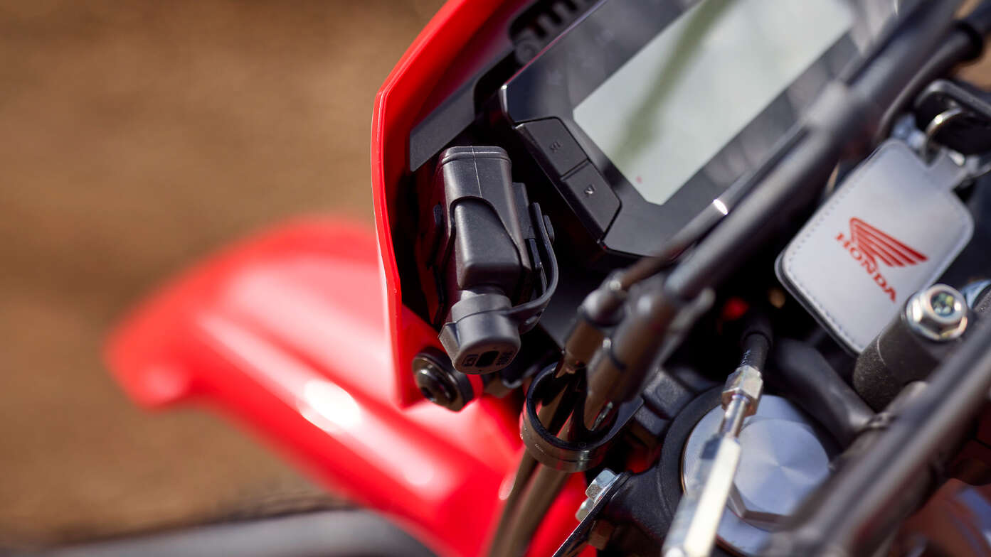 CRF300L USB type-C töltő