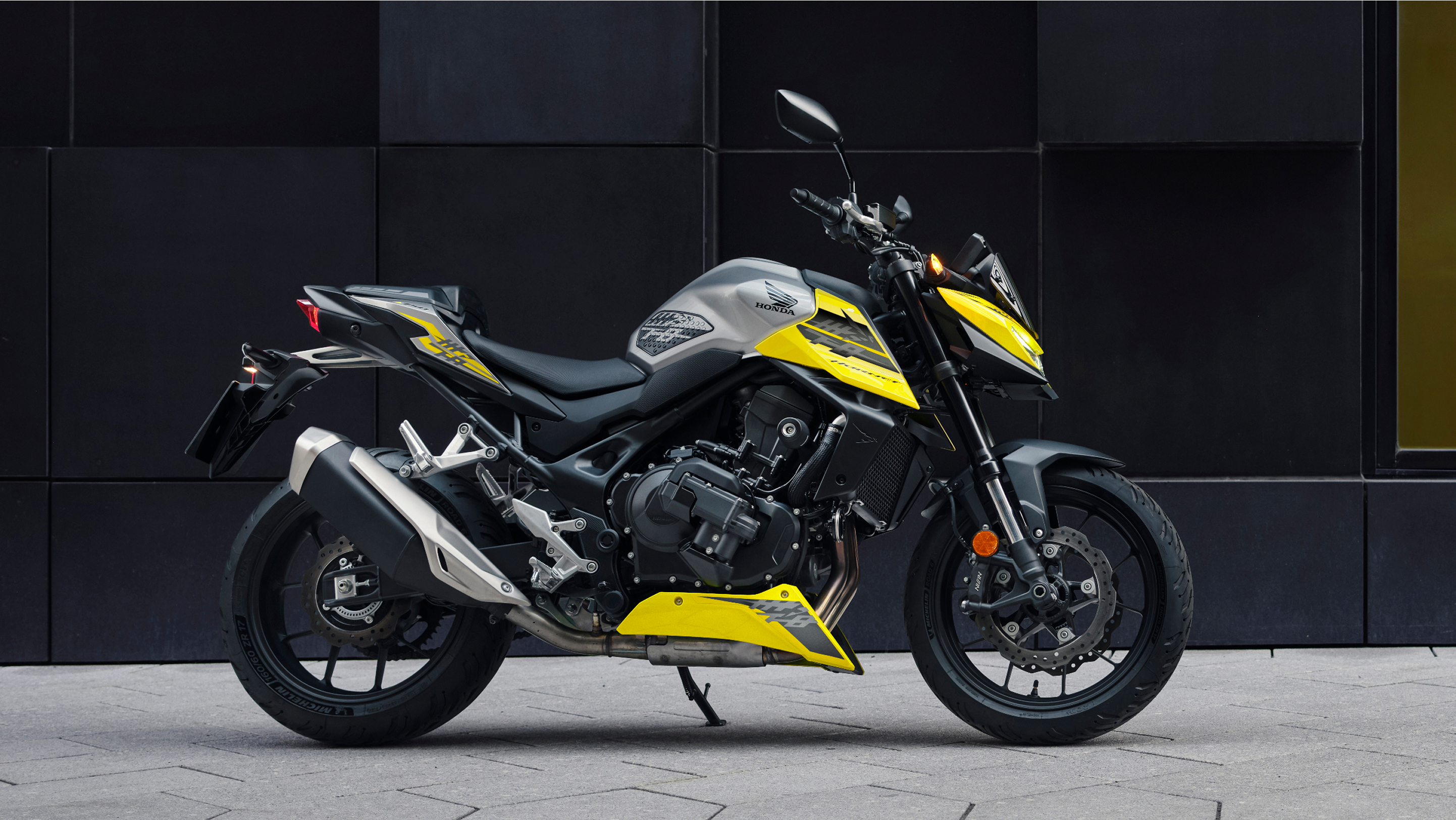 Tiszta streetfighter stílus